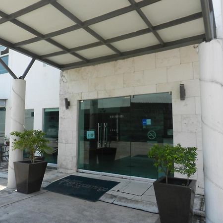 Hotel Santo Domingo Express Villahermosa Zewnętrze zdjęcie