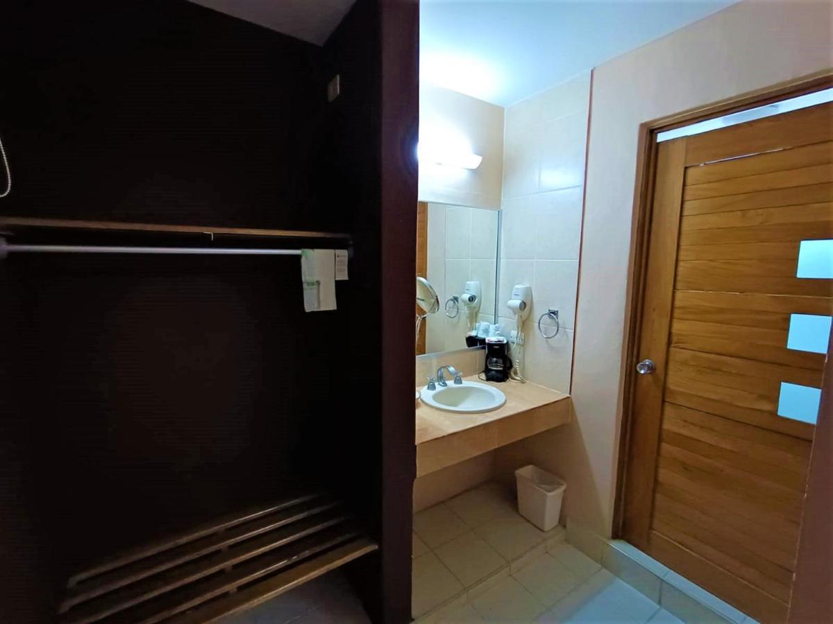 Hotel Santo Domingo Express Villahermosa Zewnętrze zdjęcie
